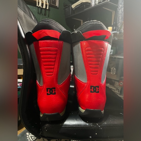 DC Snowboard Boots 🥾 - Picture 4 of 5